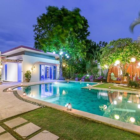 Villa Purple Legian Εξωτερικό φωτογραφία