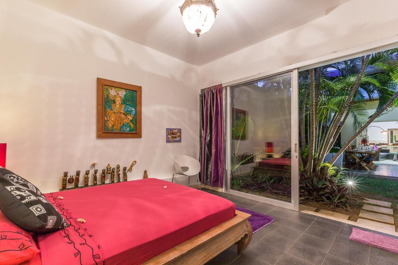 Villa Purple Legian Εξωτερικό φωτογραφία