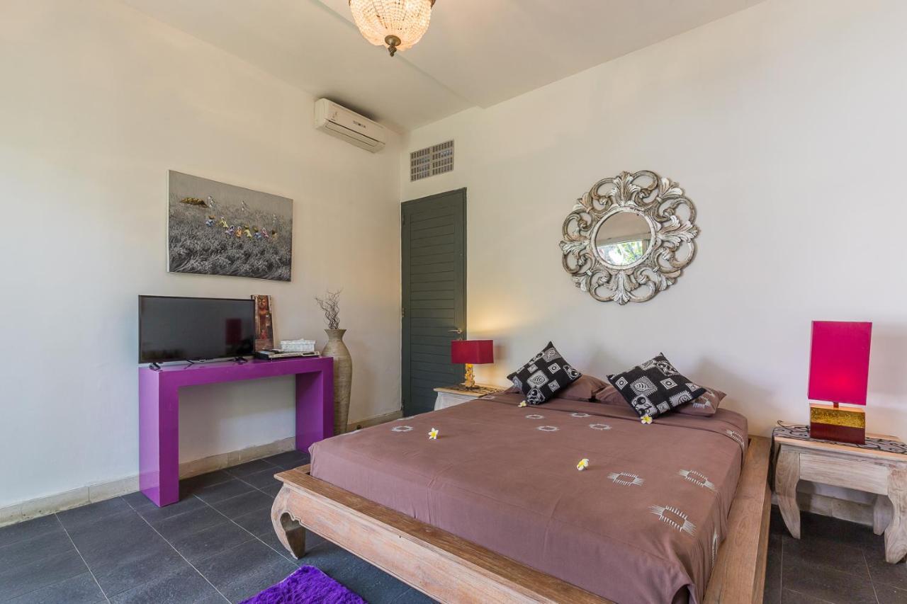 Villa Purple Legian Εξωτερικό φωτογραφία