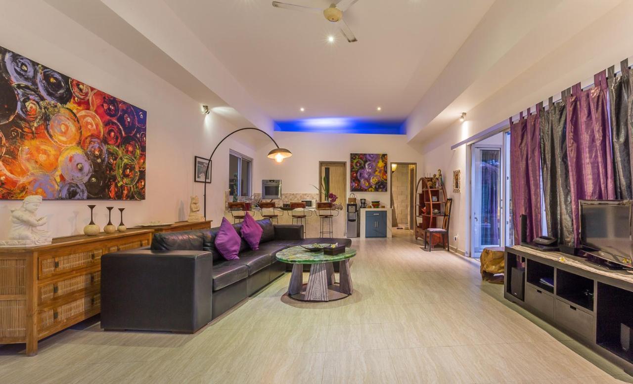 Villa Purple Legian Εξωτερικό φωτογραφία