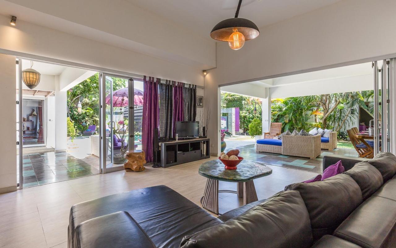 Villa Purple Legian Εξωτερικό φωτογραφία