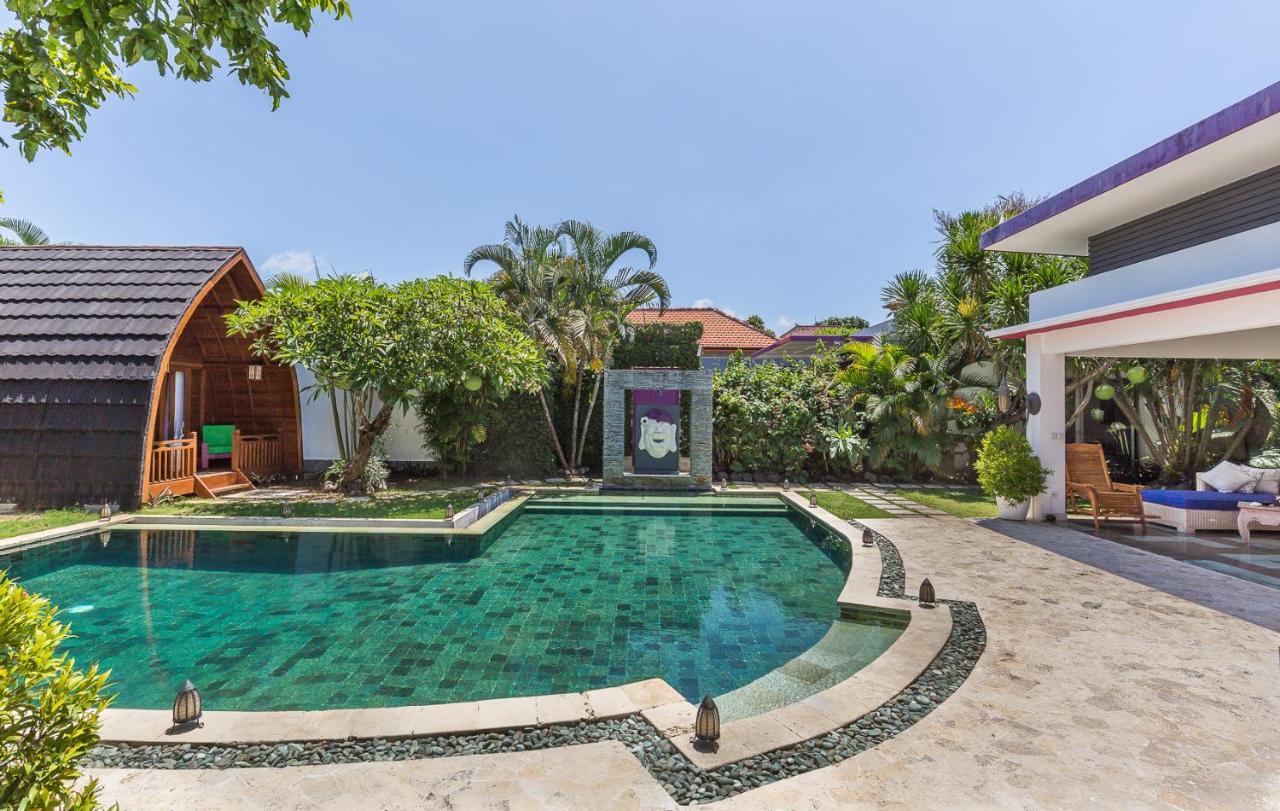 Villa Purple Legian Εξωτερικό φωτογραφία